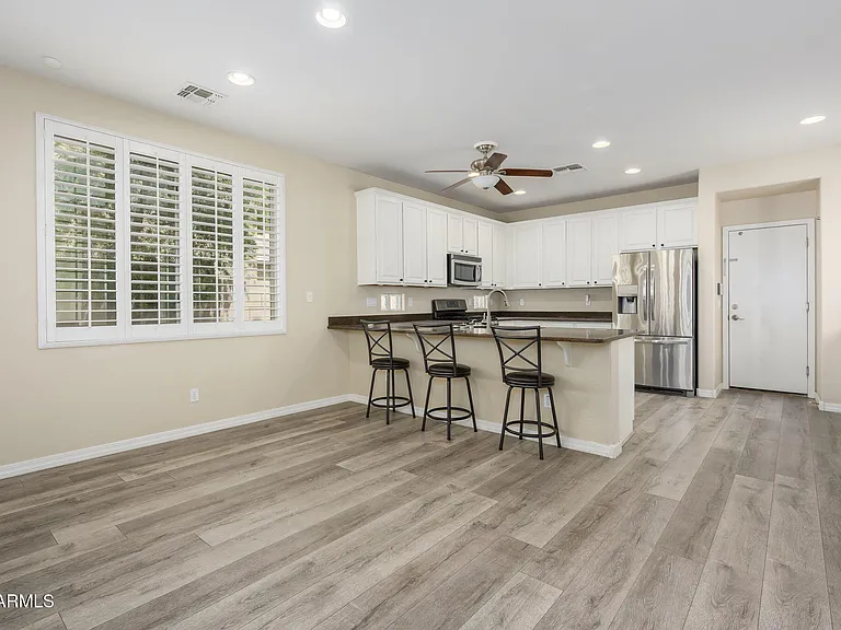 16060 W Mercer Ln — Photo 14