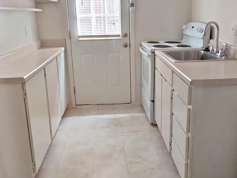 6628 Hillcrest Ave #1 — Photo 5