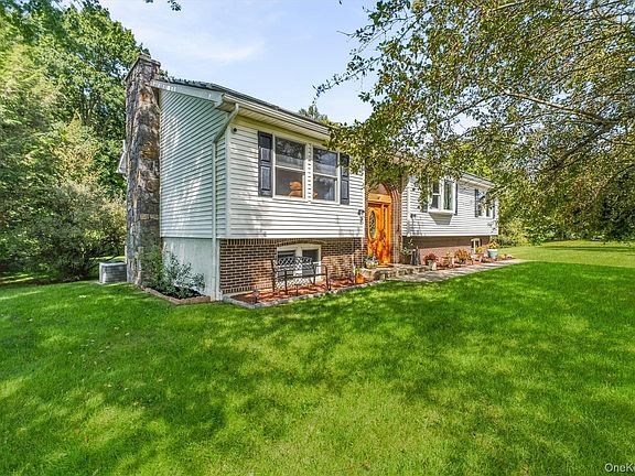 2nd image of 47 Stringham Road