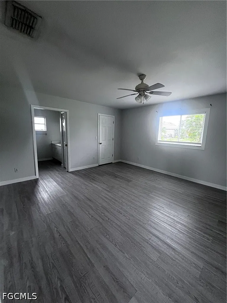 3 bed, 2.0 bath, 1388 sqft, $1,950 — Photo 3