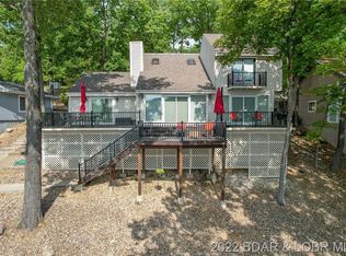 74 Kings Ln, Lake Ozark, MO 65049
