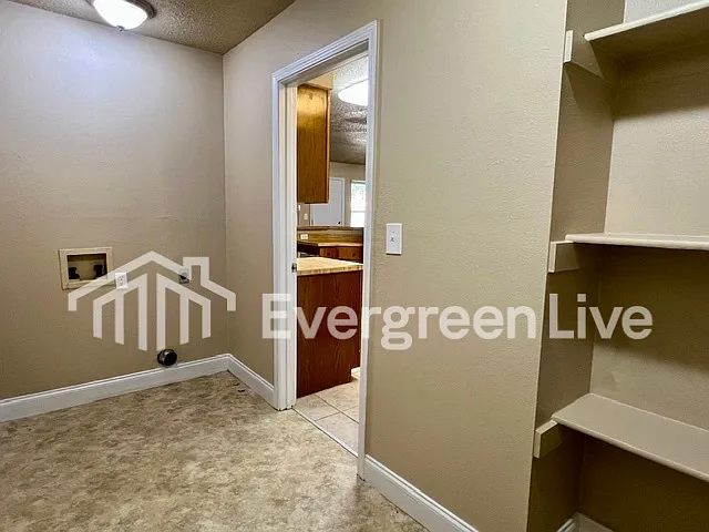109 Barnsbury Ct — Photo 14