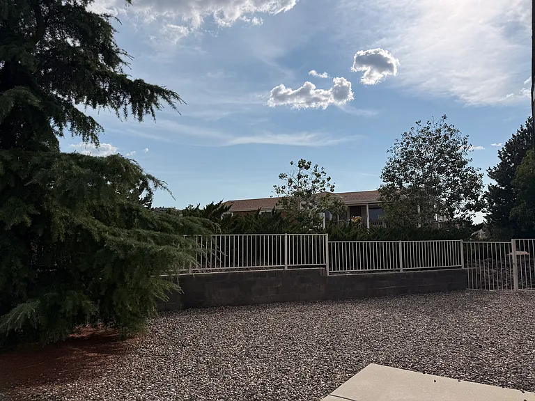 2828 Jerry St — Photo 33
