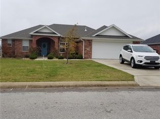 1630 Affirmed Ln, Prairie Grove, AR 72753