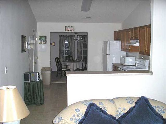 2nd image of 105 Cross Tie Ct