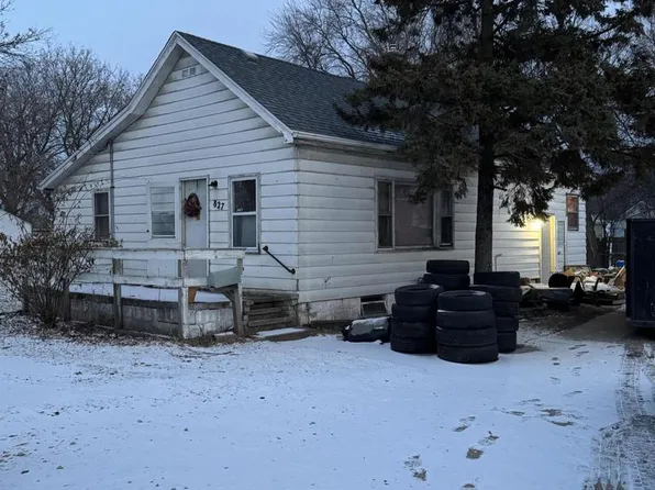 827 Plank ROAD, Menasha, WI 54952