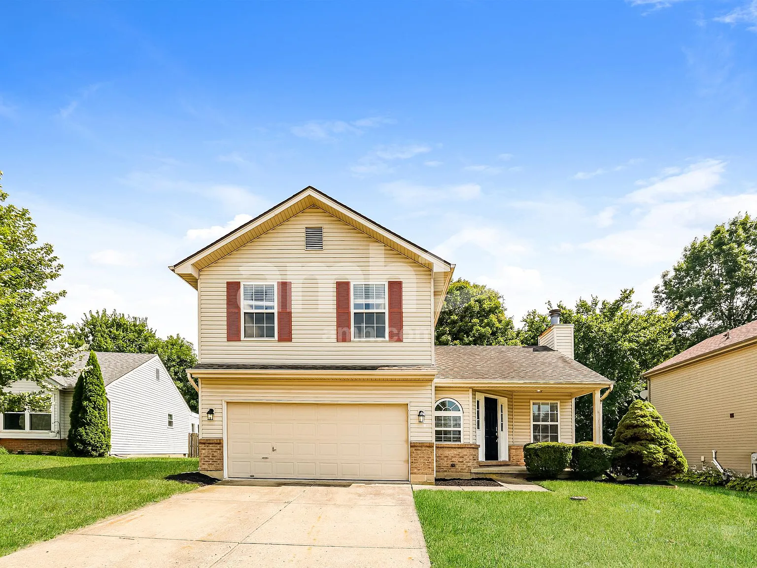 3 bed, 2.5 bath, 1586 sqft, $2,075 — Photo 1
