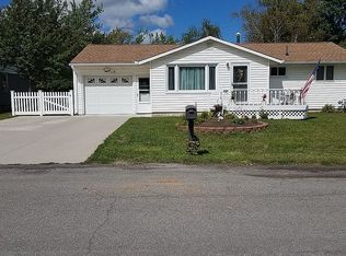 6497 Colonial Dr, Lockport, NY 14094