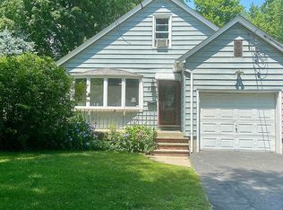 53 Davis Ave, Poughkeepsie, NY 12603