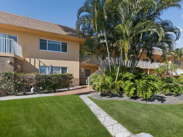 1000 NE 9th Ave APT 6