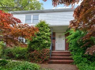 11 Park Ter, Staten Island, NY 10308
