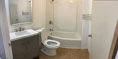 1641 1/2 Logan Ave #1 Photo 1