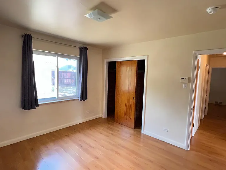 2225 W Ohio Ave — Photo 12