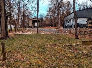 12 Bear Bottom Rd, Falling Waters, WV 25419