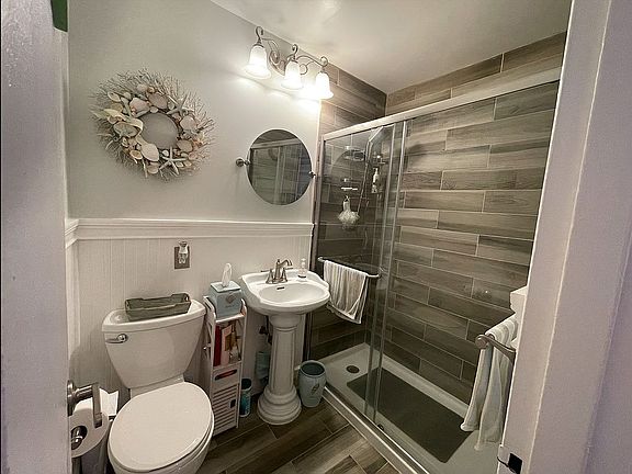 5th image of 5 Birchwood Ct APT 5K