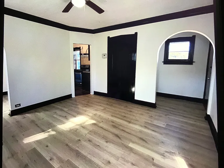 2412 N California Ave #1A — Photo 6