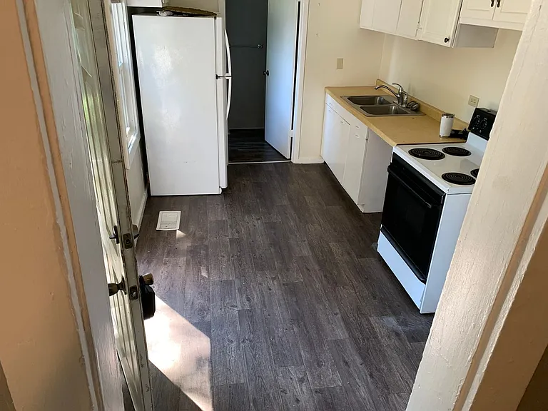 416 Congress St — Photo 5