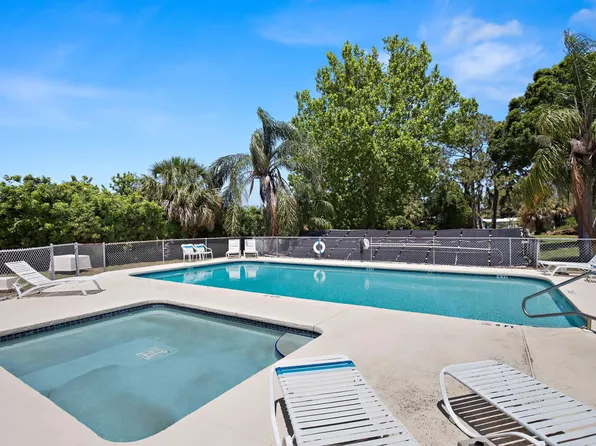 3462 De Soto Blvd, Palm Harbor, FL 34683