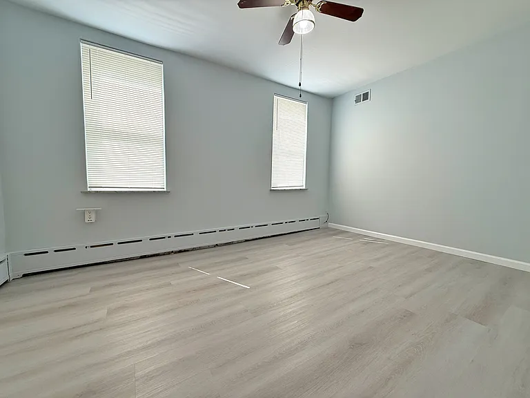 2217 S 24th St — Photo 31