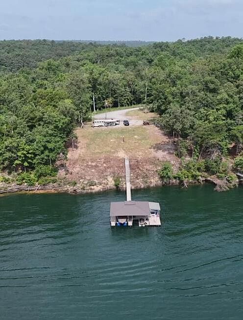 2nd image of 361 Reserve Dr