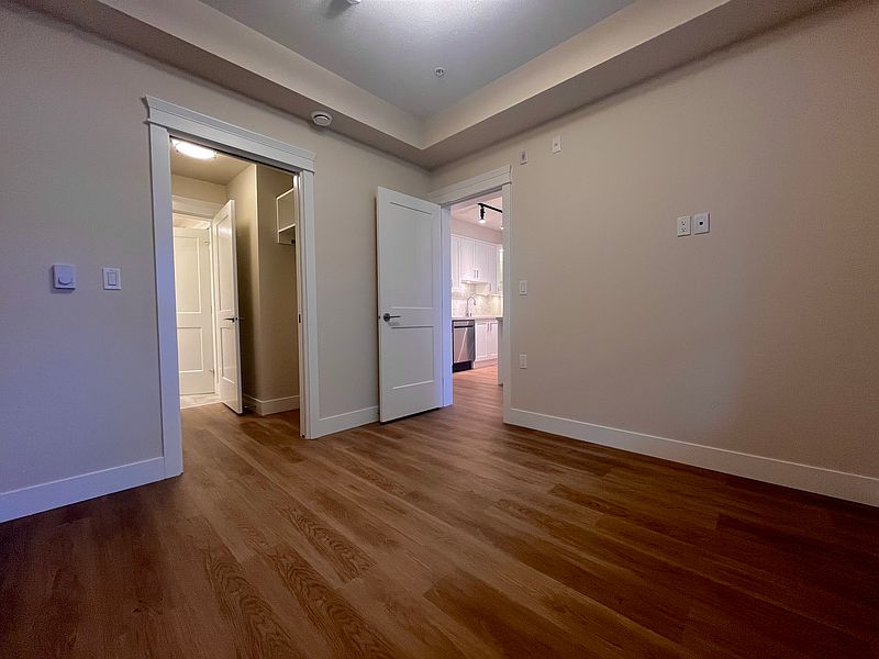Langley Apartment for rent - 2 Bedrooms — photo 9