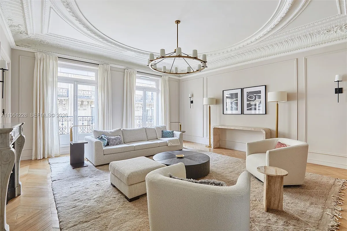 Building Photo - 9 Rue Marbeuf #304