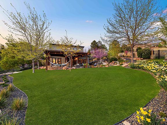 3rd image of 1918 S Stone Ridge Way