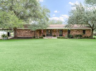 12224 E Hamshire Rd, Hamshire, TX 77622