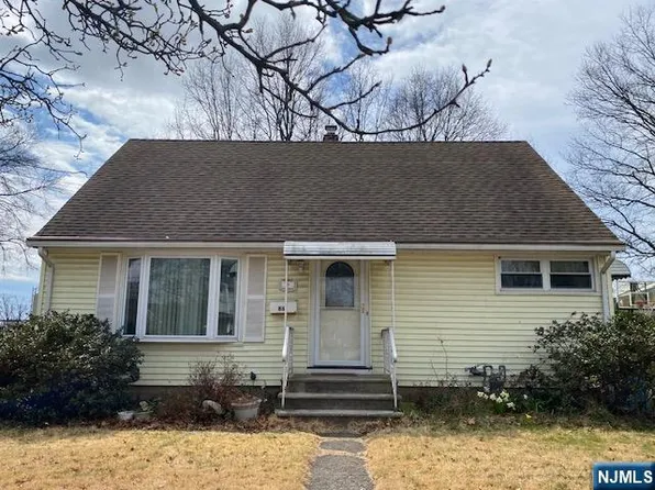 86 Trudy Dr, Lodi, NJ 07644