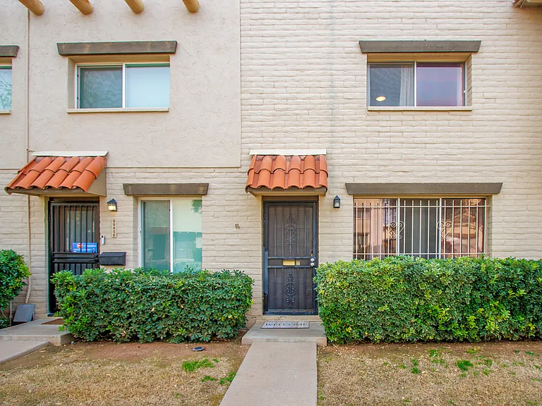 6945 E Osborn Rd #D — Photo 25