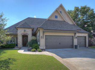 13906 S 28th St, Bixby, OK 74008