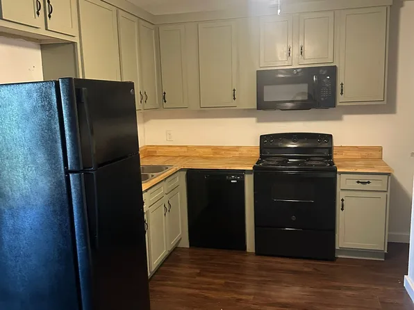 743 23rd Ave, Calera, AL 35040