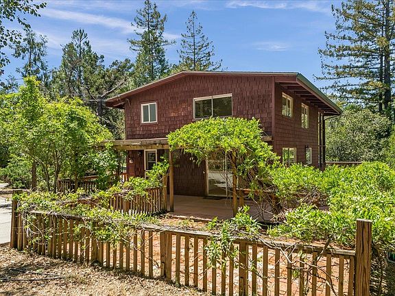 3rd image of 24790 Loma Prieta Ave