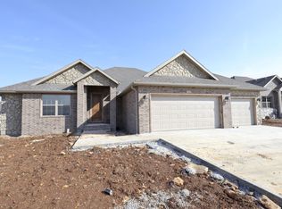 3430 S Valley View Dr, Springfield, MO 65807