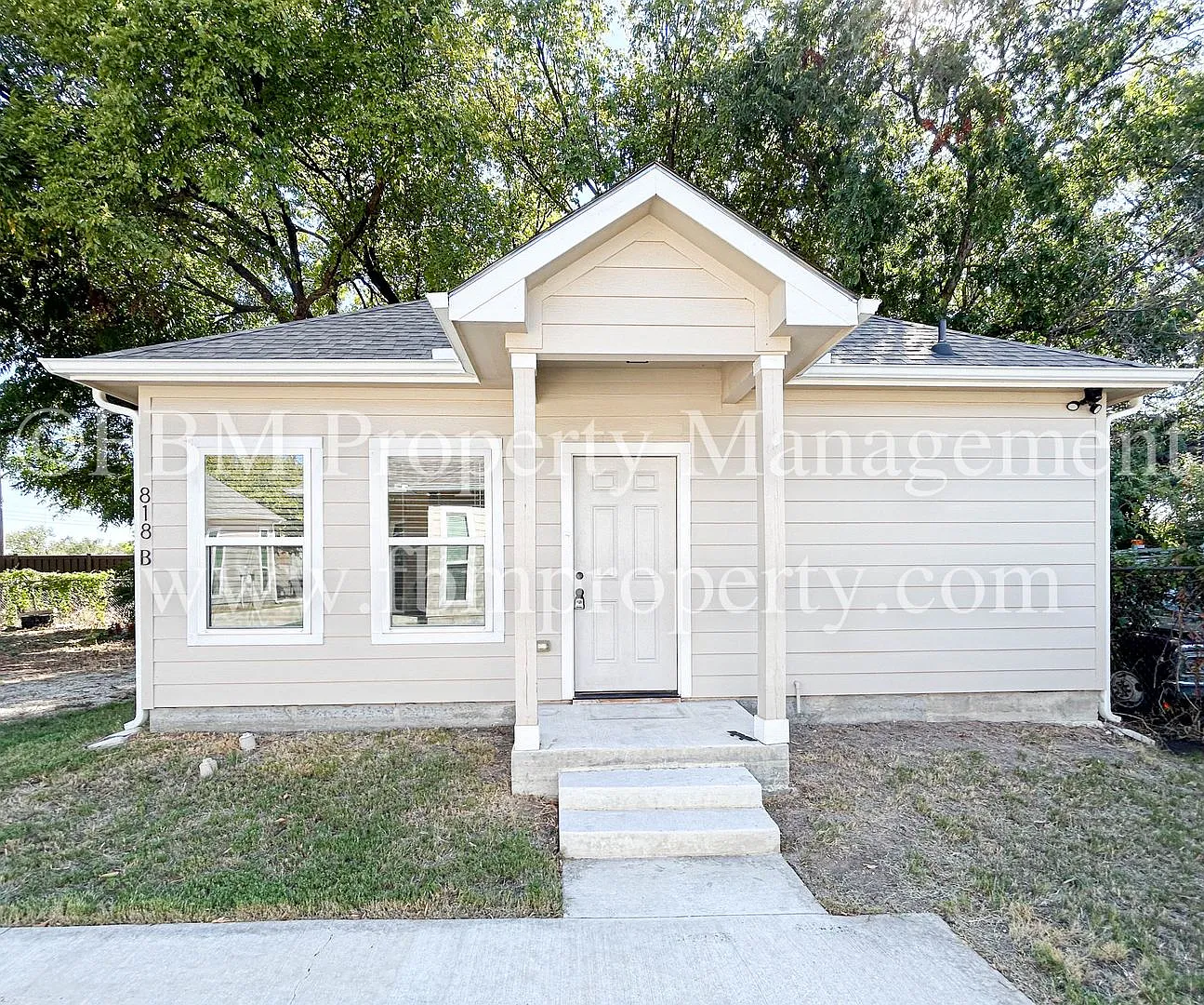 820 Rose St., Unit B - Charming 1 Bedroom, 1 Bathroom Unit in Denton, TX! Move-In Special: $500 O... — Photo 1