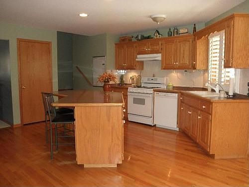 5th image of 19820 Kensington Dr