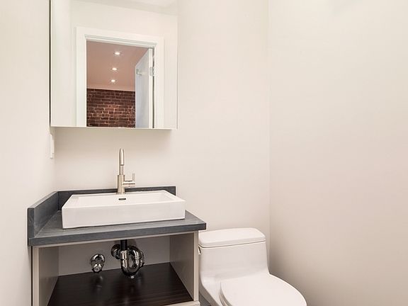 4th image of 232 E 88th St APT 1B