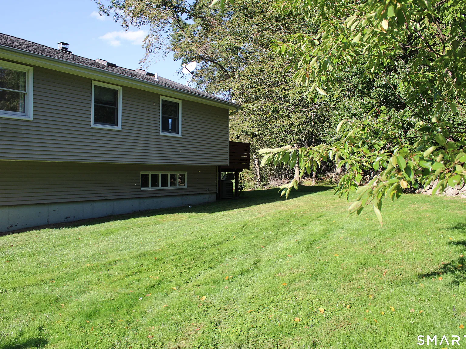 3 bed, 2.5 bath, 2280 sqft, $4,800 — Photo 3