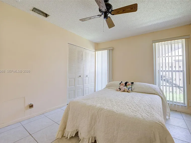 9039 NW 21st Ct — Photo 33
