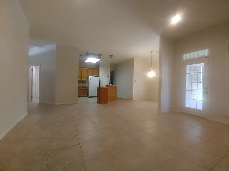 1802 White Stone Dr — Photo 8