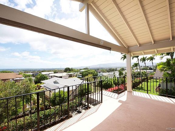 2nd image of 98-1694 Kaahumanu St APT D