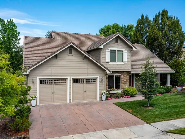232 Island Pointe Dr, Medford, OR 97504