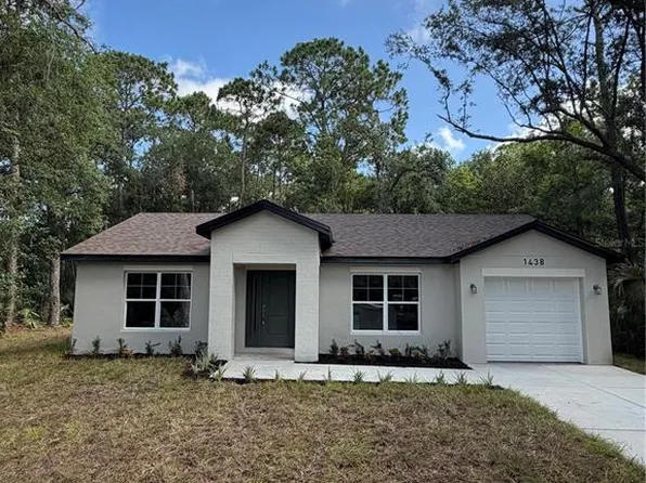 1438 Lake Harney Rd, Geneva, FL 32732
