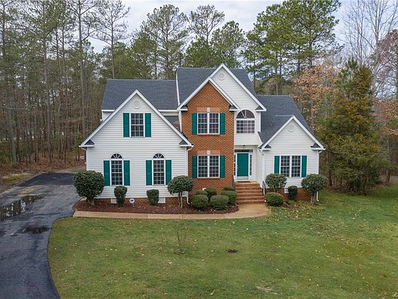 2nd image of 13728 Nairn Pl
