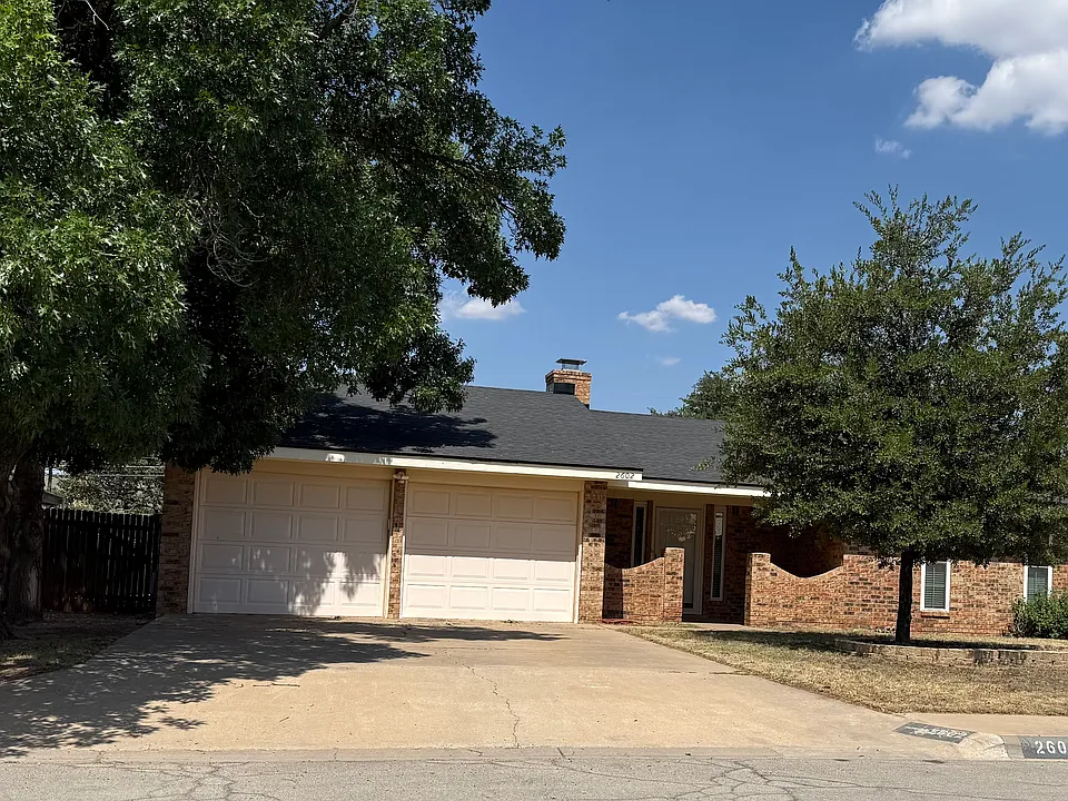 2602 Wydewood Dr