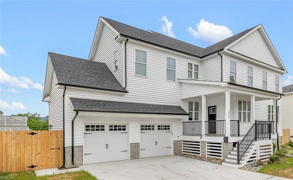 4 bed, 2.5 bath, 2528 sqft, $3,950 — Photo 1