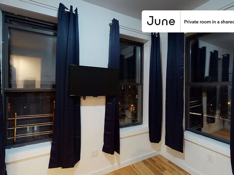 791 Onderdonk Ave #C — Photo 3