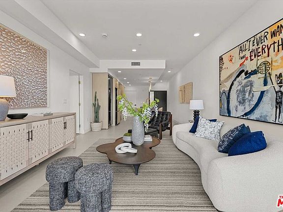 4th image of 1257 N Sweetzer Ave #202