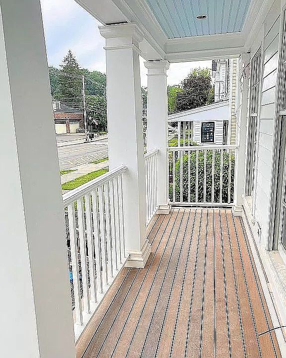 2nd image of 119 Washington St