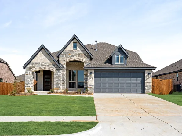 4 Covey Ln, Sanger, TX 76266